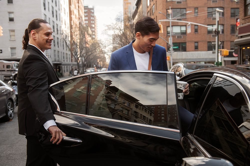 LUXURY CHAUFFEURS MELBOURNE