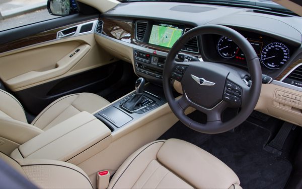 Luxury Service in 10 with Combined Chauffeured Cars