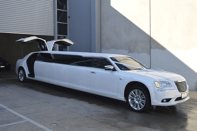 Classic Stretch Limousines For Special Occasions